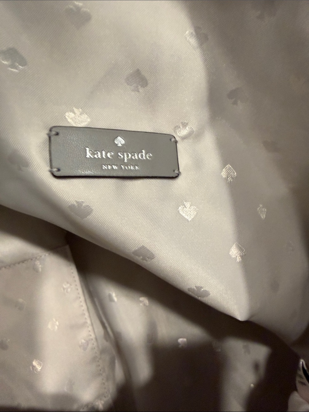 kate spade Gray Tote with Matching Large Wristlet/Pouch EUC - Picture 4 of 7